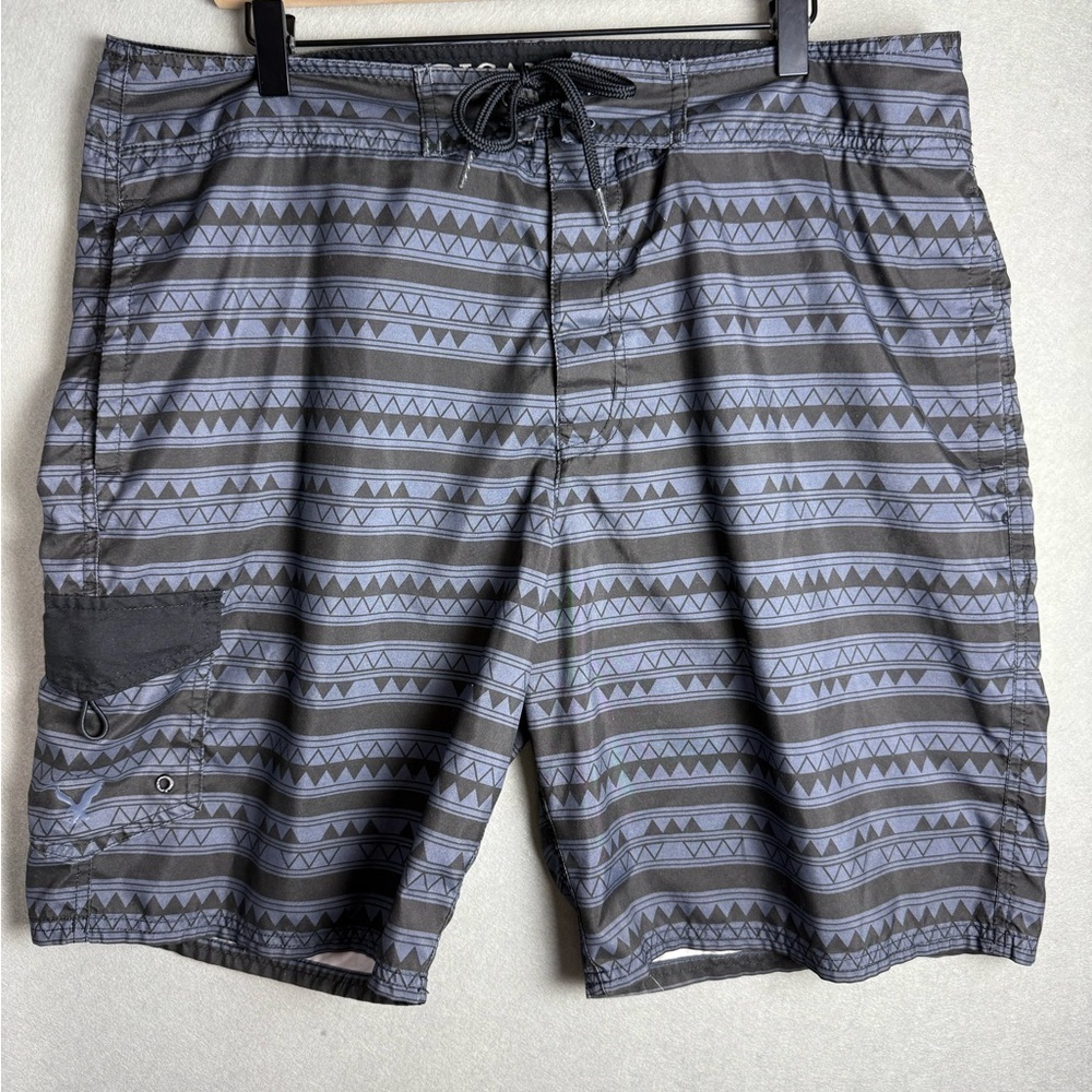 American Eagle Men’s Board Shorts Blue Geometric Swim Polyester Surfing‎ size XL